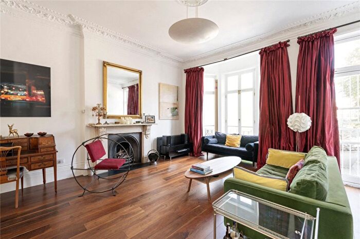 3 Bedroom Maisonette To Rent In Colville Terrace, Notting Hill, London, W11