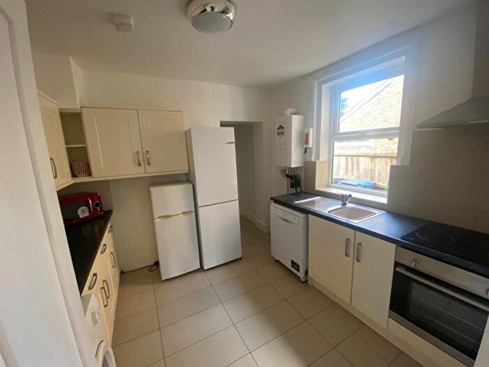 1 Bedroom Terraced House To Rent In Guildford Road, Canterbury, CT1