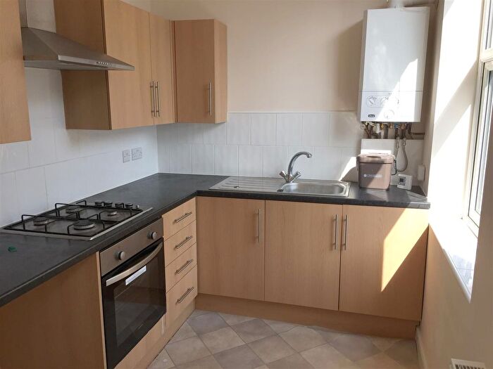 1 Bedroom Flat To Rent In Flat, Market Place, Hornsea, HU18