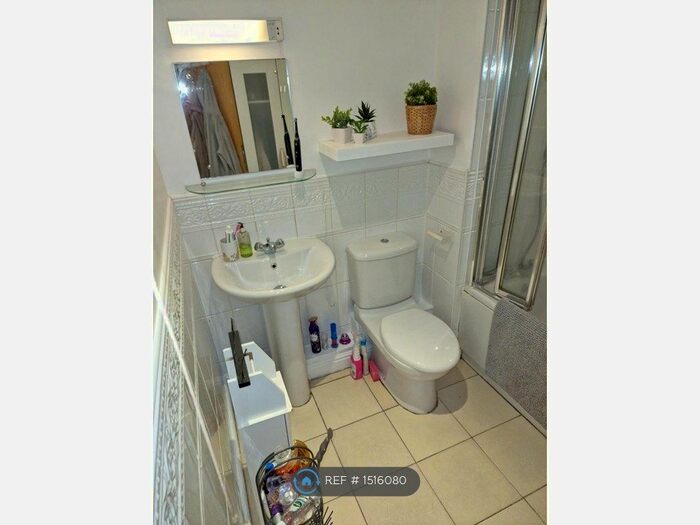 2 Bedroom Flat To Rent In Nightingale House, Nottingham, NG3