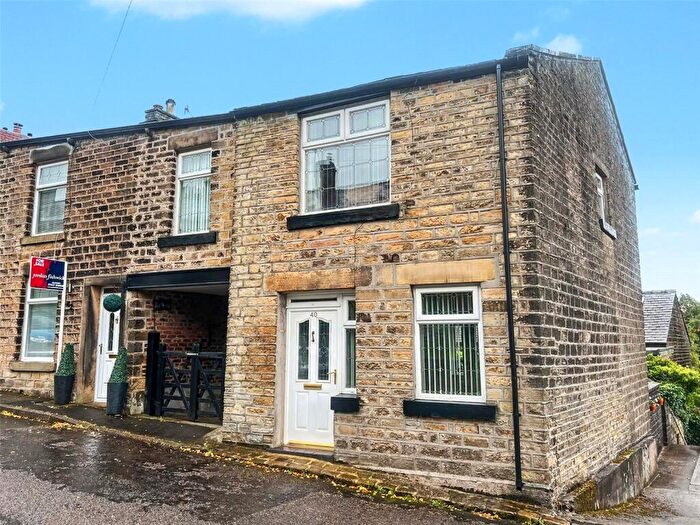 4 Bedroom End Of Terrace House For Sale In Old Road, Tintwistle, Glossop, Derbyshire, SK13