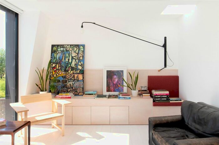 2 Bedroom Flat To Rent In Sulgrave Road, Hammersmith, W6