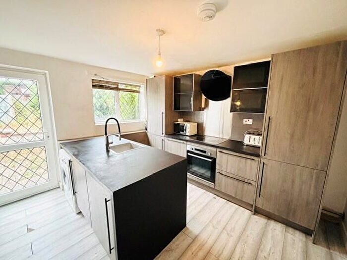 5 Bedroom House To Rent In Jessica Close, CO4