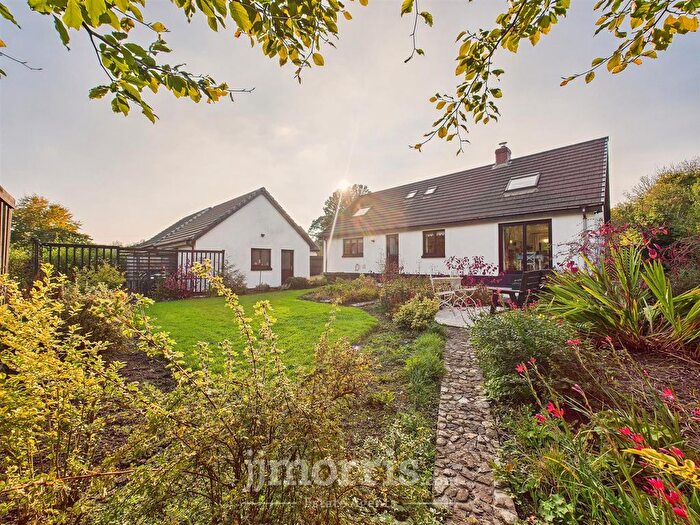 4 Bedroom Detached House For Sale In Llanfallteg, Whitland, SA34