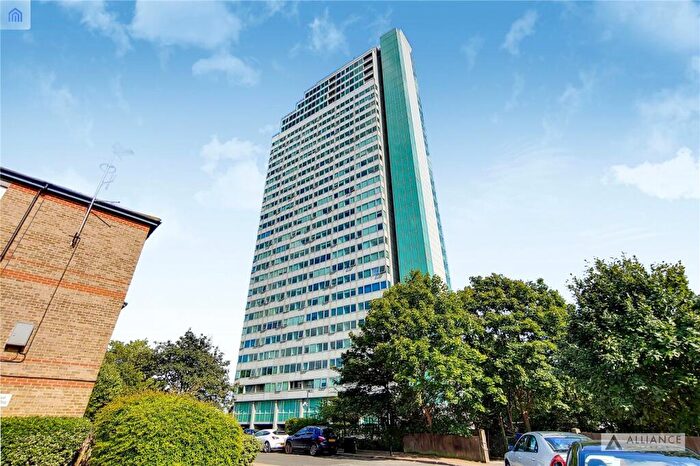 2 Bedroom Apartment To Rent In George Beard Road, London, SE8
