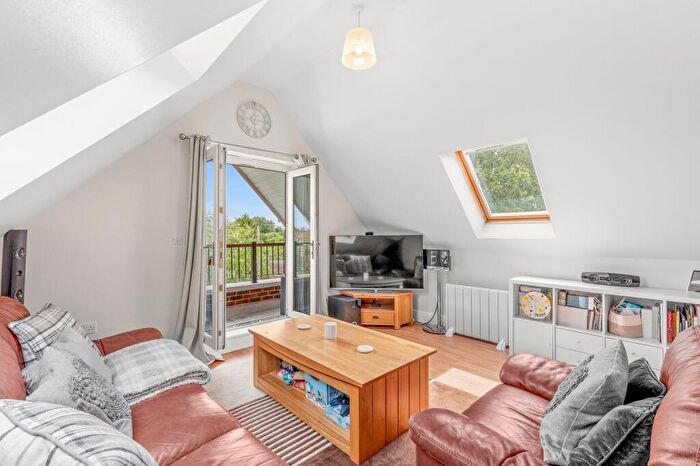 2 Bedroom Apartment For Sale In Straight Bit, Flackwell Heath, HP10