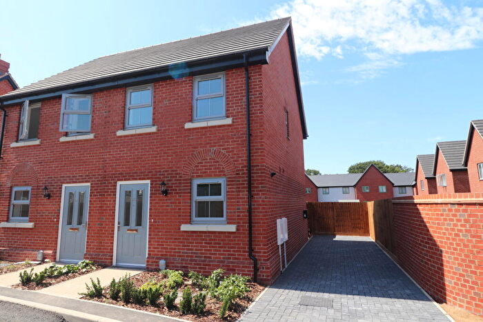 2 Bedroom House To Rent In Grange Paddocks - Stanway - Colchester, CO3