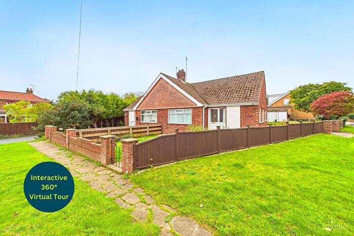 2 Bedroom Semi-Detached Bungalow For Sale In Cross Street, Barrow-upon-Humber, North Lincolnshire, DN19