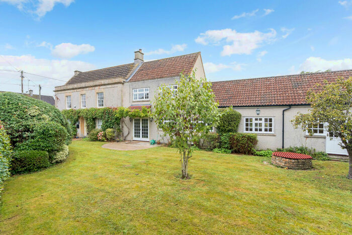5 Bedroom Detached House For Sale In Kington St. Michael, Chippenham, SN14