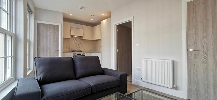 1 Bedroom Apartment To Rent In High Road, Willesden, NW10