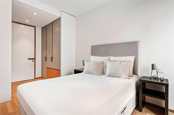 1 Bedroom Flat For Sale In Lewis Cubitt Walk, London, N1C