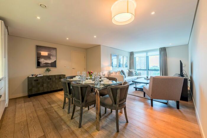 2 Bedroom Flat To Rent In Merchant Square, Paddington, London, W2