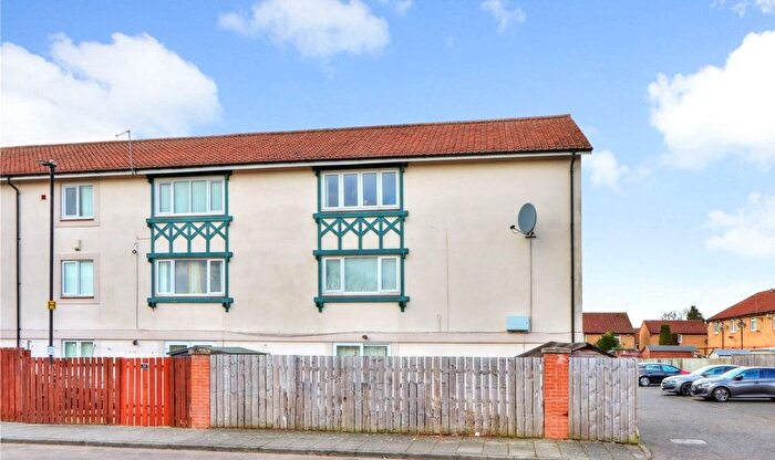 2 Bedroom Flat For Sale In . Ambergate Close, Newcastle Upon Tyne, Tyne And Wear, NE5