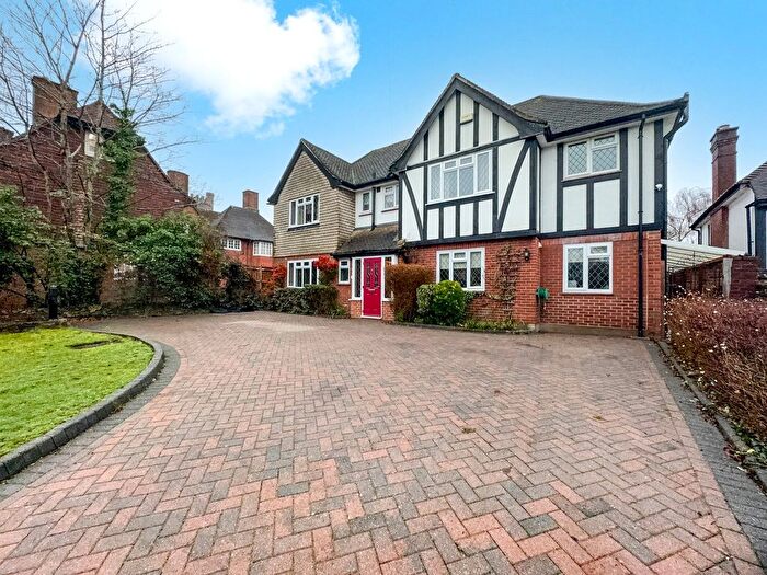 5 Bedroom Detached House For Sale In Stanhope Road, Croydon, CR0