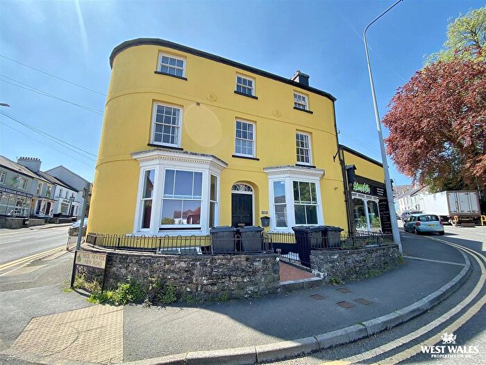 10 Bedroom Property For Sale In New Road, Llandeilo, SA19