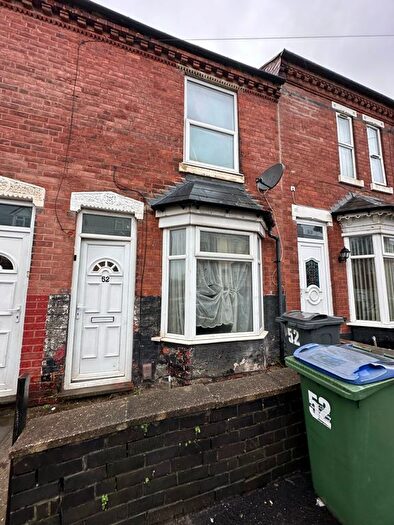 3 Bedroom Terraced House To Rent In Gilbert Road, Smethwick, B66