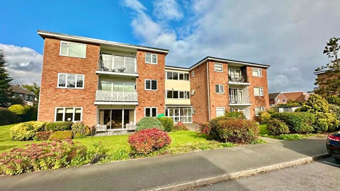 2 Bedroom Apartment For Sale In Ilford Court, Binley Woods, Coventry, CV3