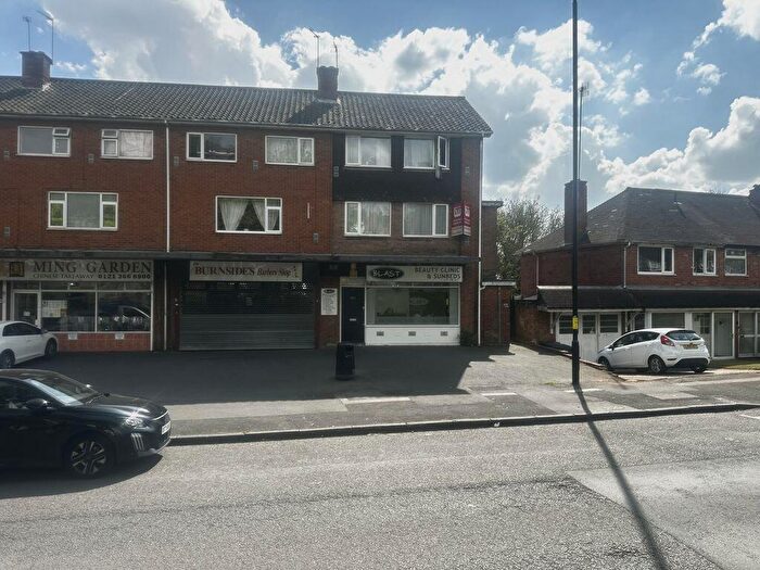 3 Bedroom Flat For Sale In Beeches Road, Great Barr, Birmingham, B42