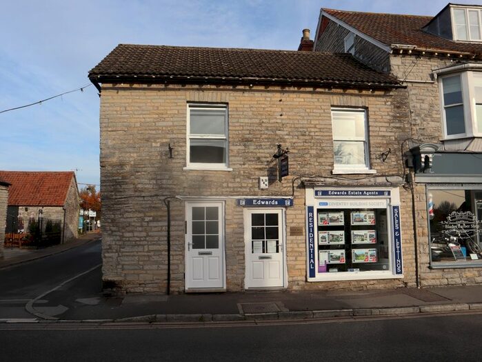 1 Bedroom Flat To Rent In West Street, Somerton TA11
