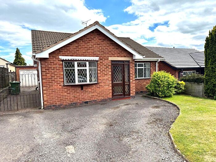 3 Bedroom Detached Bungalow For Sale In Hickman Road, Nuneaton, CV10