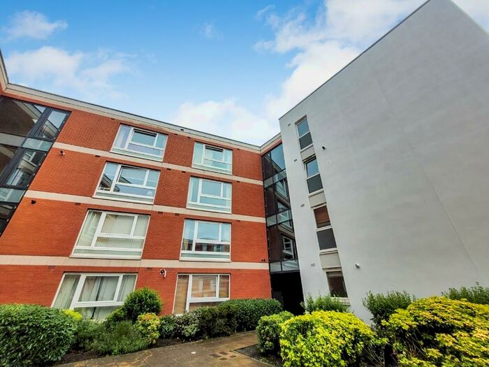 2 Bedroom Flat To Rent In Hanson Park, Dennistoun, Glasgow, G31