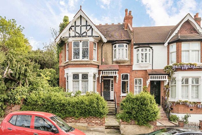 5 Bedroom Property For Sale In Copley Park, Streatham, SW16