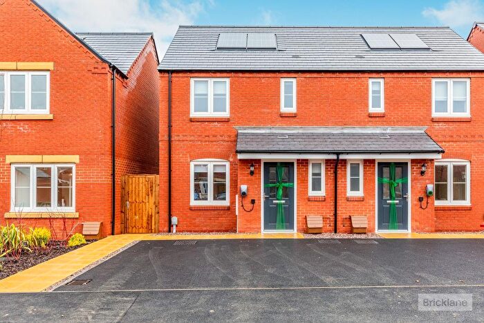 3 Bedroom Semi-Detached House To Rent In Ladybird Way, Rothwell, Northamptonshire, NN14