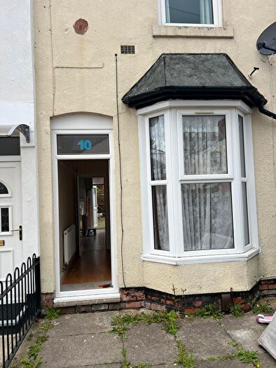 3 Bedroom Terraced House To Rent In Arden Grove, Birmingham, B19