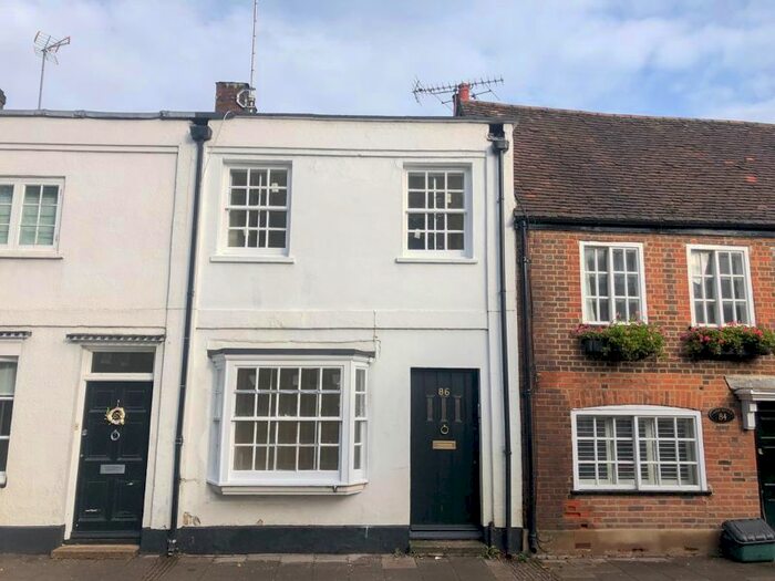 2 Bedroom Terraced House To Rent In West Street, Marlow, SL7
