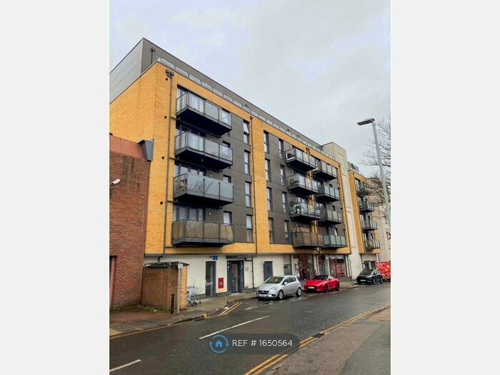 2 Bedroom Flat To Rent In Royal Oak Road, Bexleyheath, DA6