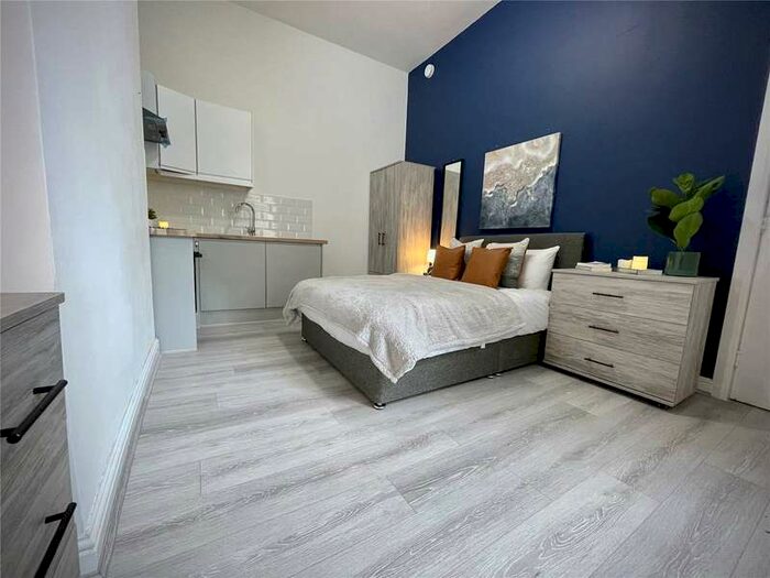 1 Bedroom House To Rent In Park Drive, Greenhead Park, Huddersfield, HD1