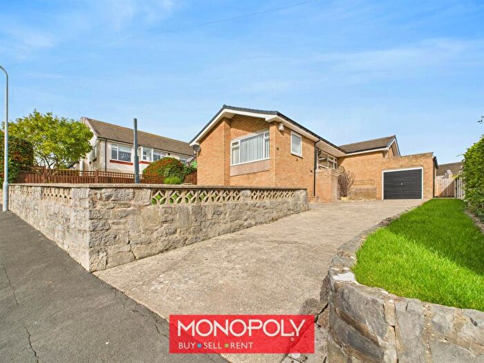 3 Bedroom Bungalow For Sale In Accar Y Forwyn, Denbigh, LL16