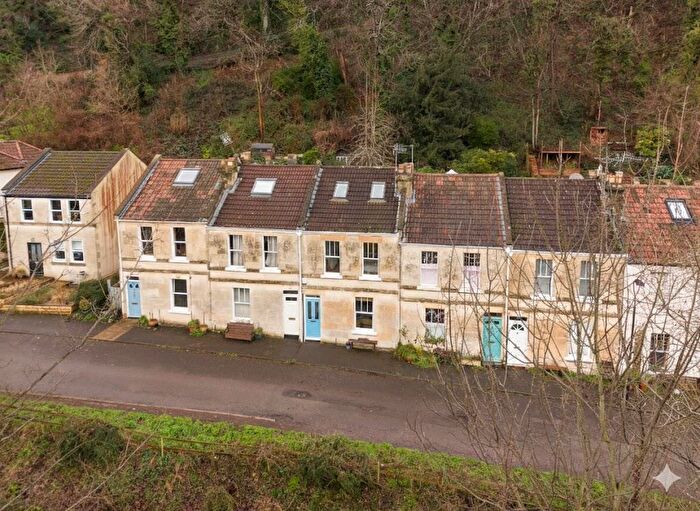 3 Bedroom Terraced House For Sale In Perfect View, Bath, BA1