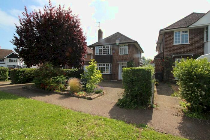 3 Bedroom Detached House To Rent In Sorrel Garth, Hitchin, SG4