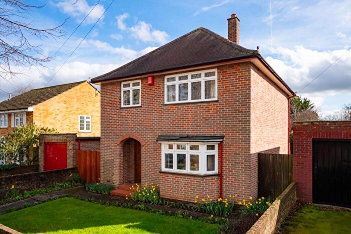 3 Bedroom Detached House For Sale In Thorley Park Road, Bishop's Stortford, Hertfordshire, CM23