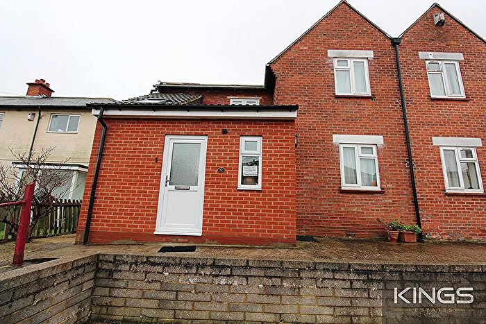 2 Bedroom Flat To Rent In Mayfield Road, SO17