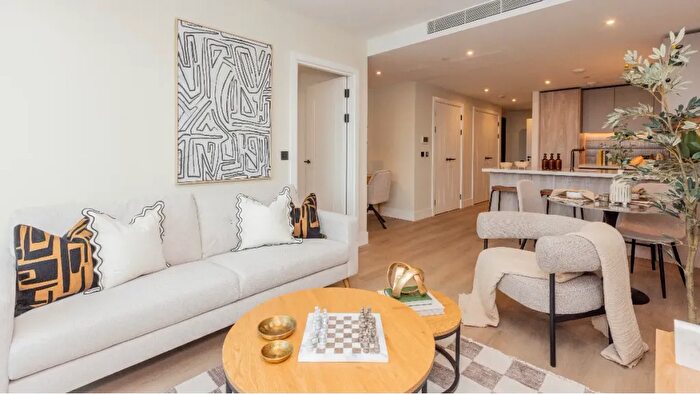 3 Bedroom Flat For Sale In Pritchards Road, London, E2