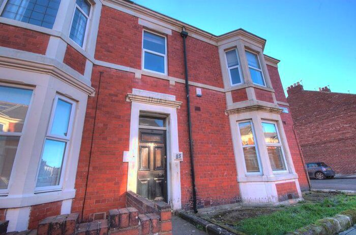 3 Bedroom Flat To Rent In Bayswater Road, Newcastle Upon Tyne, NE2
