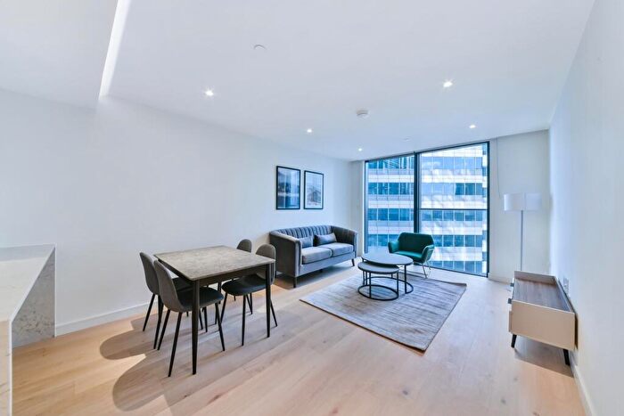 1 Bedroom Apartment To Rent In Hampton Tower, South Quay Plaza, London, E14