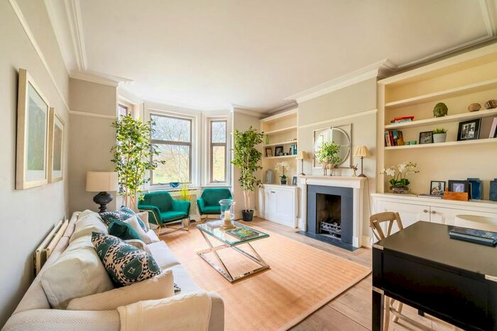 3 Bedroom Flat To Rent In Peterborough Mansions, Fulham Broadway, London, SW6