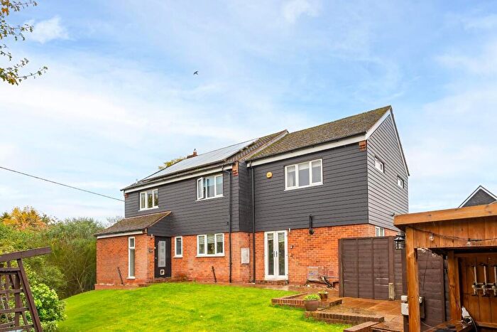 4 Bedroom Detached House For Sale In Silver Street, Cublington, LU7