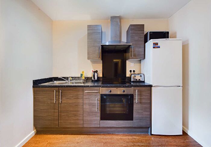 1 Bedroom Flat For Sale In Park Rise, Manchester, M16
