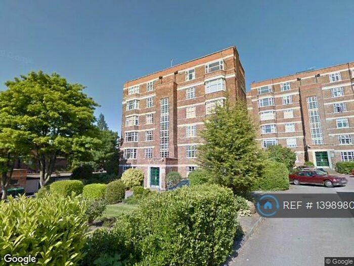 2 Bedroom Flat To Rent In Barrington Court, London, N10