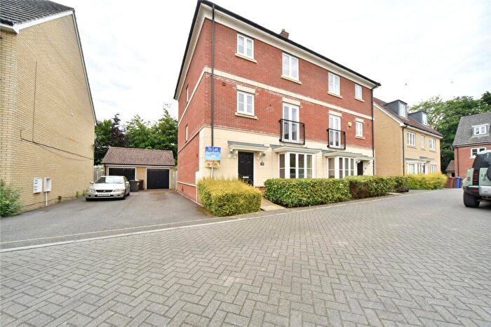 5 Bedroom Semi Detached House To Rent In Bridge Farm Close, Mildenhall, Bury St. Edmunds, Suffolk, IP28