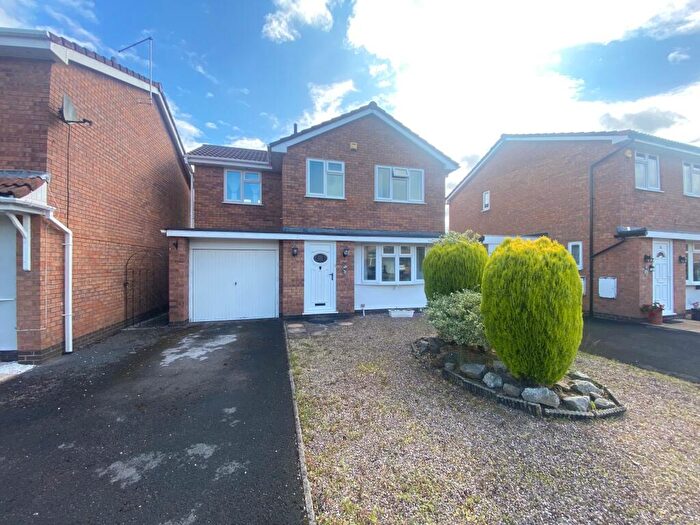 3 Bedroom Detached House For Sale In Becconsall Drive, Crewe, CW1