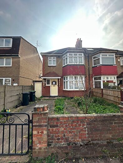 3 Bedroom Terraced House For Sale In Cyprus Road, London, N9