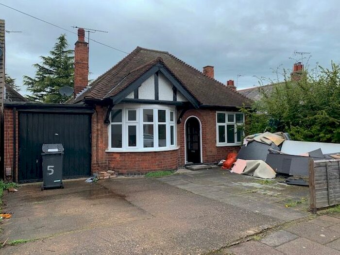 2 Bedroom Bungalow To Rent In Edgehill Road, Leicester, LE4