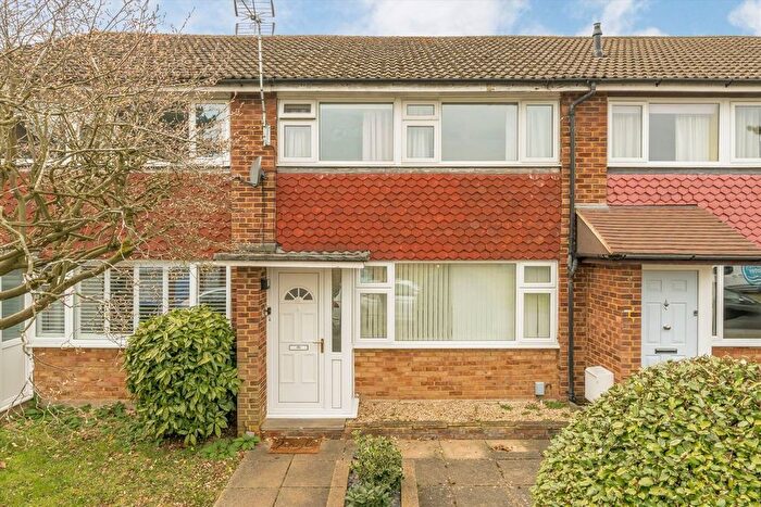 3 Bedroom Property To Rent In Monaveen Gardens, West Molesey, KT8