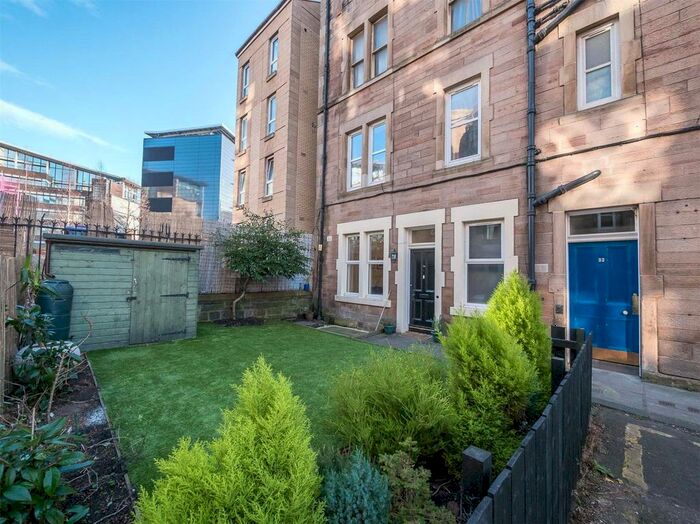 2 Bedroom Flat To Rent In Gardners Crescent, Edinburgh, EH3