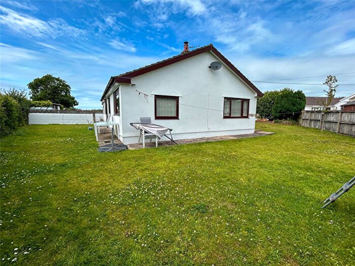 3 Bedroom Bungalow For Sale In Upper Thornton, Milford Haven, Pembrokeshire, SA73